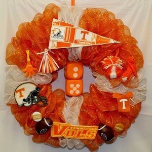 TENNESSEE VOL'S COLLEGE WREATH